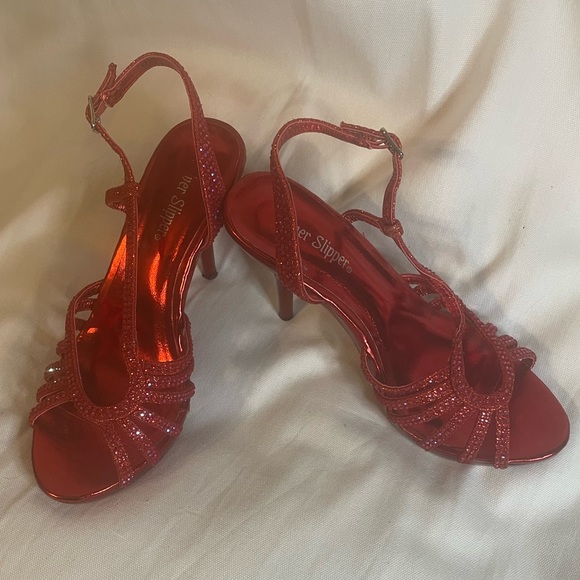 Sparkly Red Heels. Size 6. Only worn once. Brand is Silver Slipper. - Picture 6 of 7